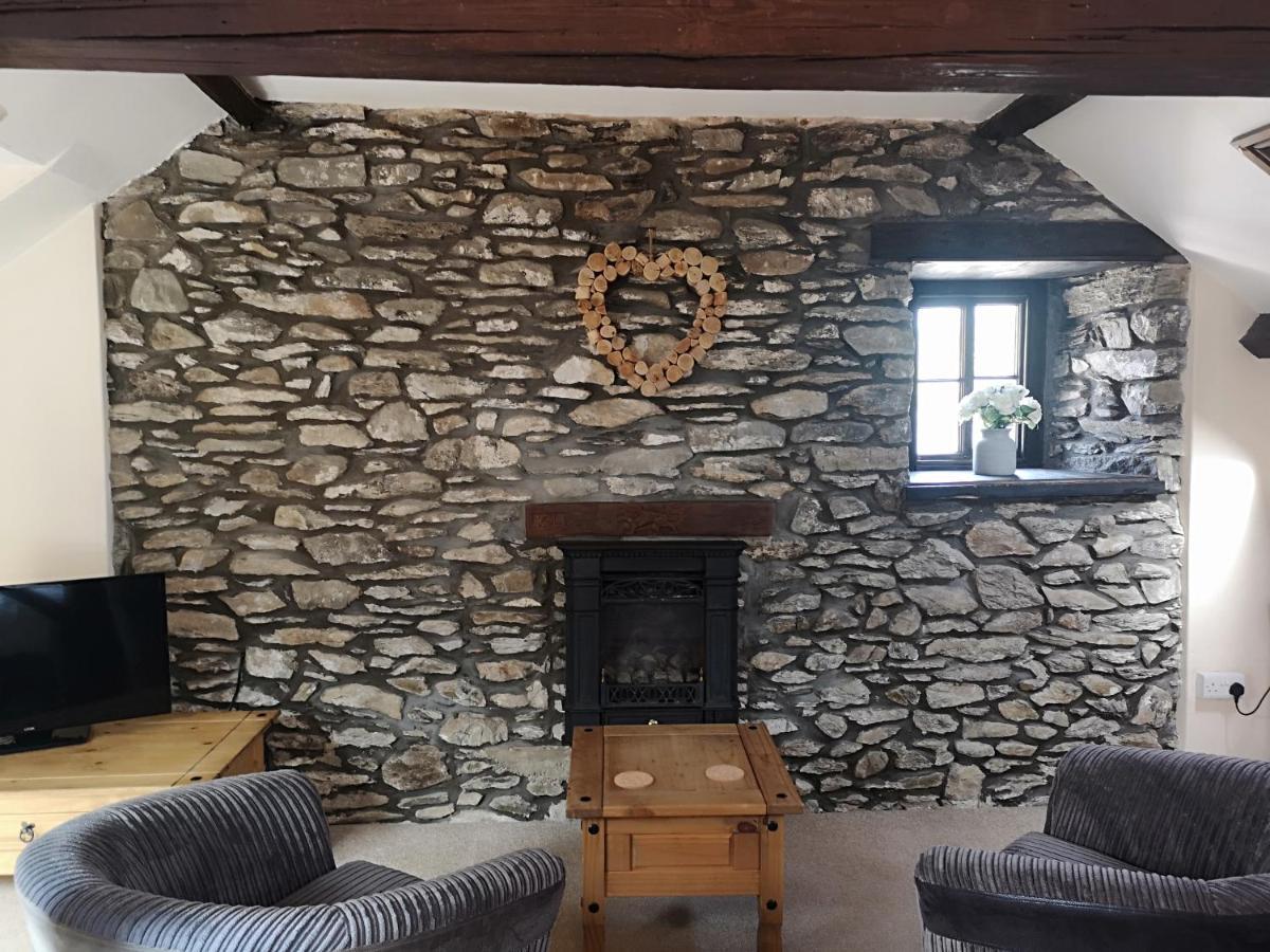 Red Lion Hotel Ystrad Meurig Екстериор снимка