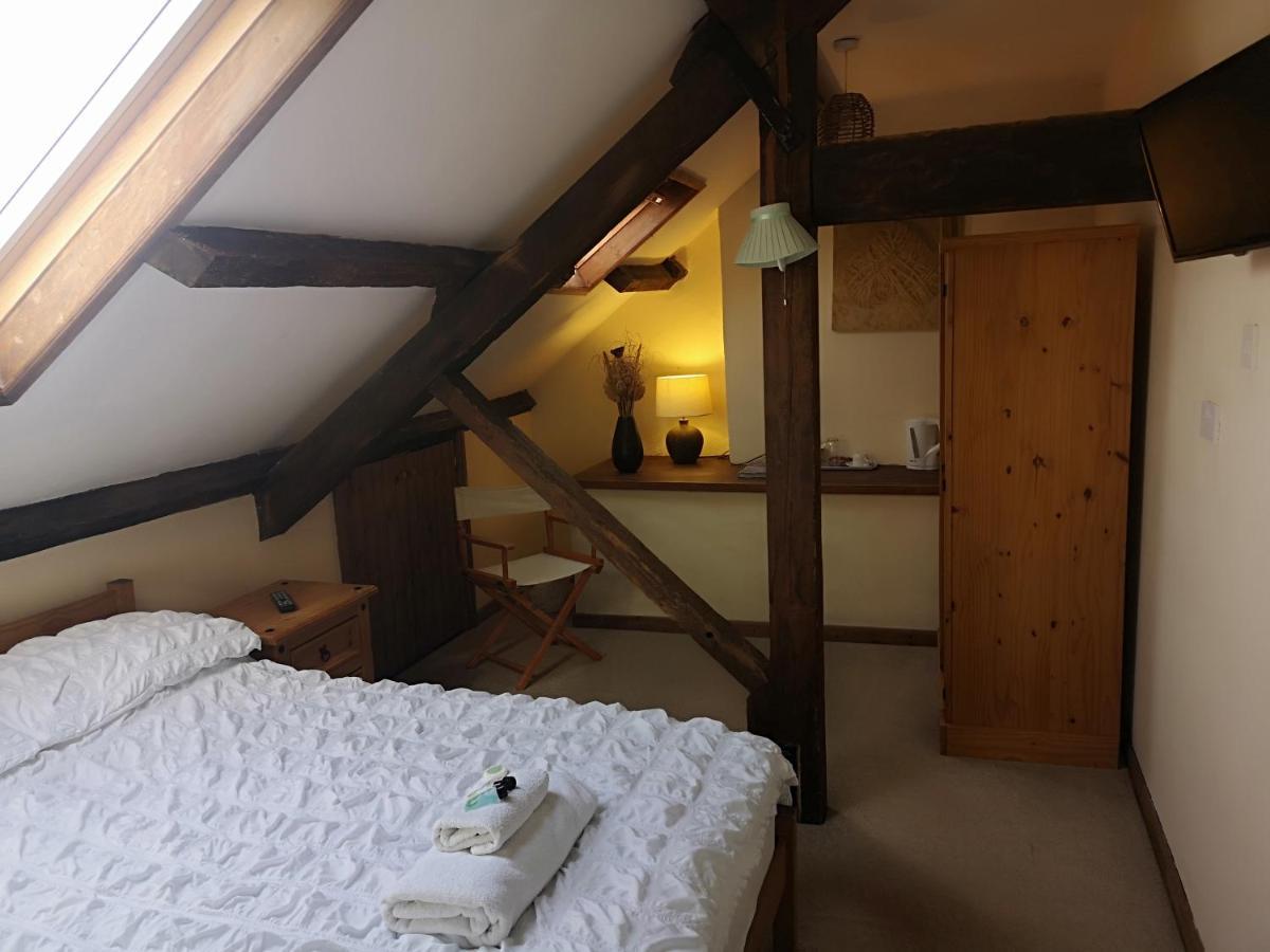 Red Lion Hotel Ystrad Meurig Екстериор снимка