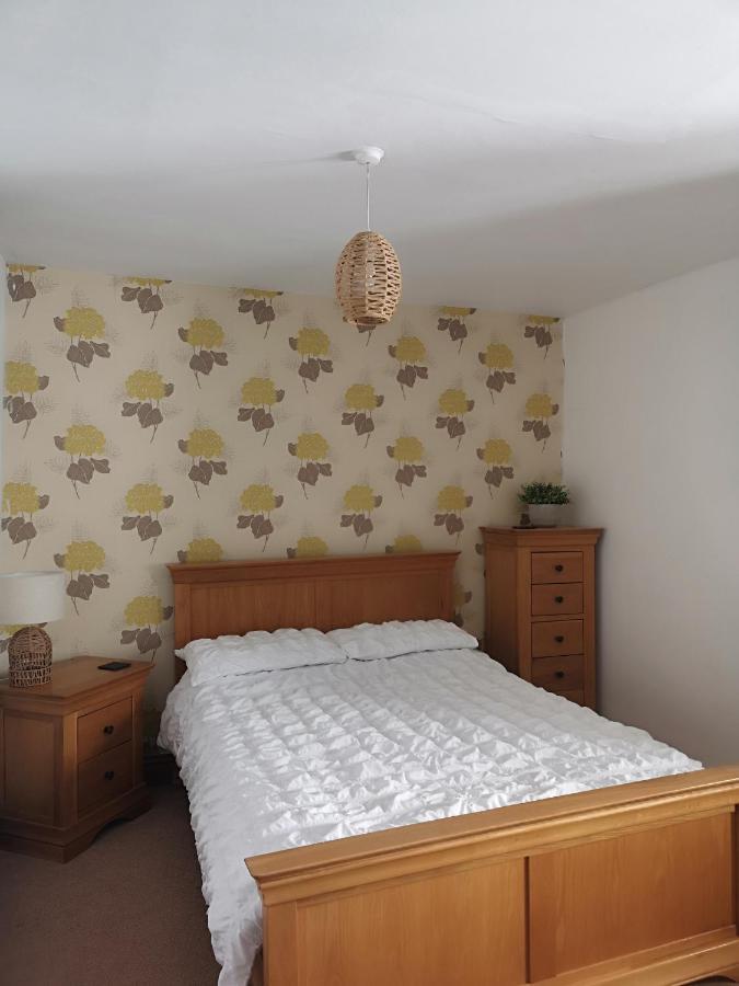 Red Lion Hotel Ystrad Meurig Екстериор снимка