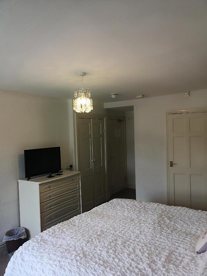 Red Lion Hotel Ystrad Meurig Екстериор снимка