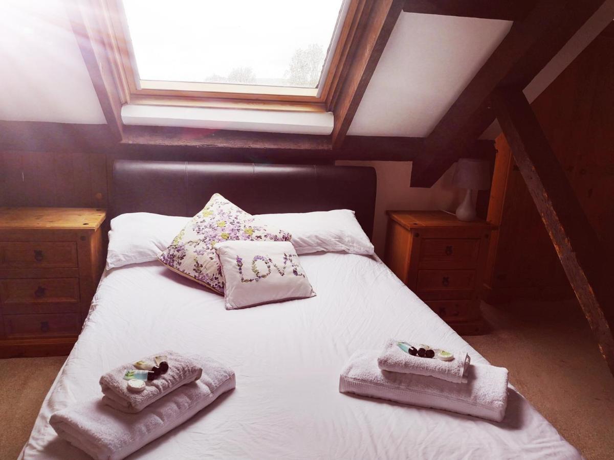 Red Lion Hotel Ystrad Meurig Екстериор снимка